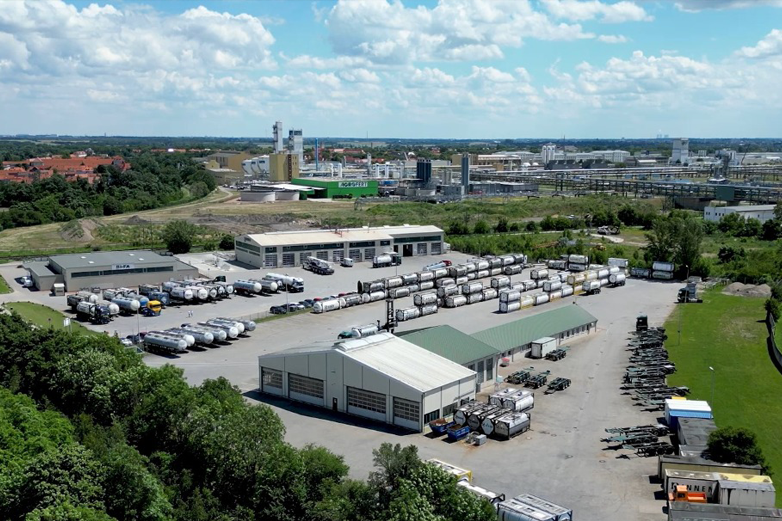 contact-page-leuna-office